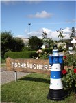 Eingang zur Fischräucherei in Groß Zicker